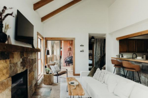 Prime Location | Luxurious condo | .4mi to Main St Breckenridge